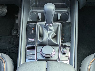 2026 Mazda CX-50 - Photo 16