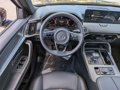 2026 Mazda CX-90 - Photo 18