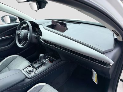 2026 Mazda CX-30 - Photo 13