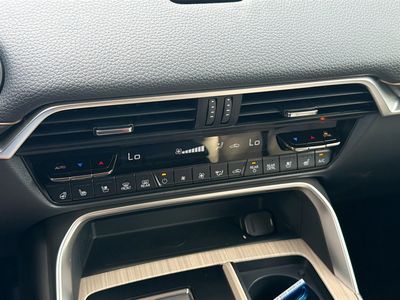 2026 Mazda CX-90 - Photo 36