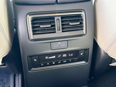 2026 Mazda CX-90 - Photo 21