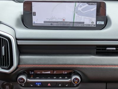 2026 Mazda CX-50 - Photo 16