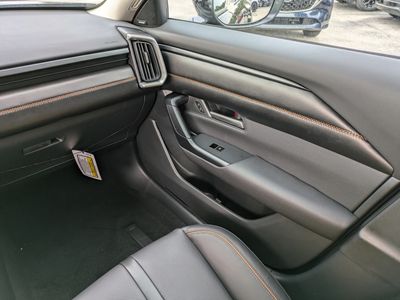 2026 Mazda CX-50 Hybrid — photo 17 view