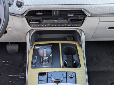 2026 Mazda CX-90 - Photo 21