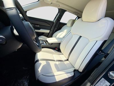 2026 Mazda CX-50 - Photo 25