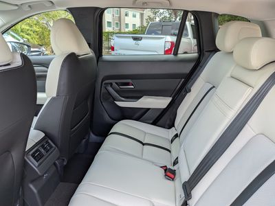 2026 Mazda CX-50 - Photo 15