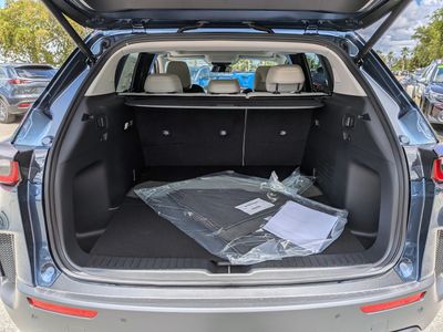 2026 Mazda CX-50 - Photo 13