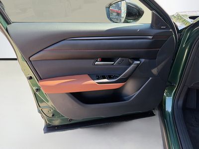 2026 Mazda CX-50 - Photo 22