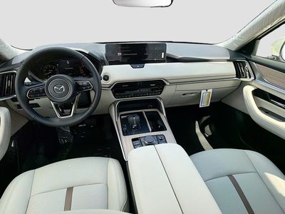 2026 Mazda CX-90 - Photo 17