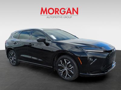 2025 Toyota Crown Signia - Photo 2