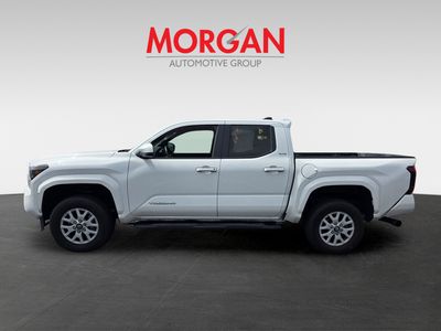 2024 Toyota Tacoma - Photo 8