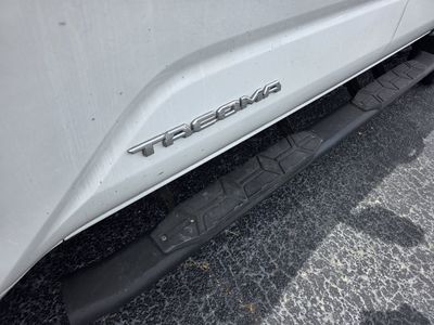 2024 Toyota Tacoma - Photo 10