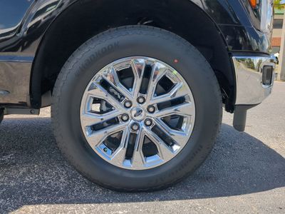 2025 Ford F-150 - Photo 11