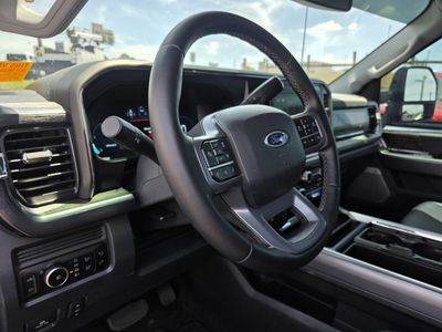 2025 Ford F-250SD - Photo 13