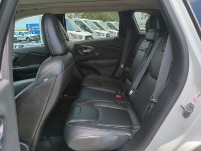 2016 Jeep Cherokee - Photo 14