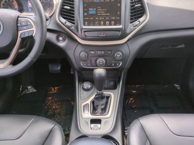 2016 Jeep Cherokee - Photo 19