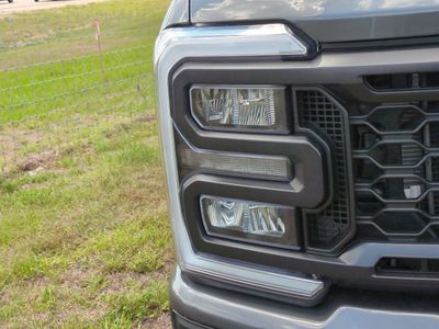 2026 Ford F-350SD - Photo 9