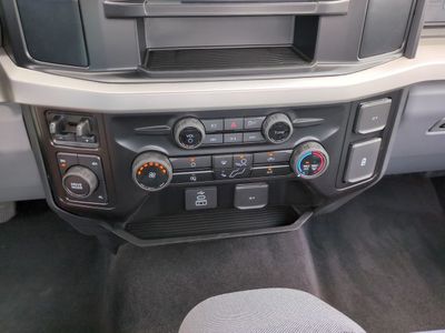 2026 Ford F-350SD - Photo 13