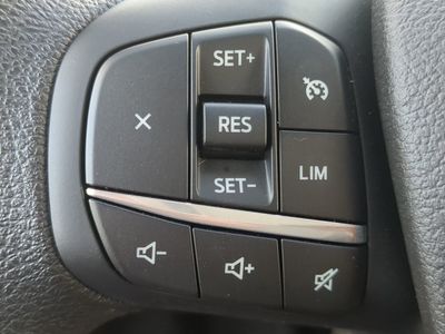 2025 Ford Transit-350 - Photo 27