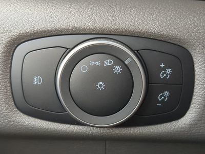 2025 Ford Transit-350 - Photo 25