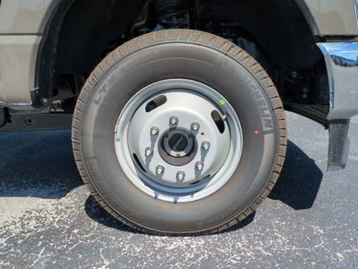 2026 Ford F-350SD - Photo 11