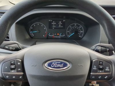 2025 Ford Transit-350 - Photo 29
