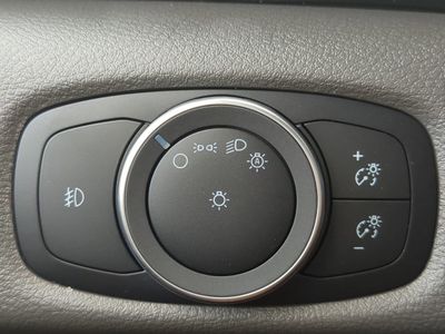 2025 Ford Transit-350 - Photo 25