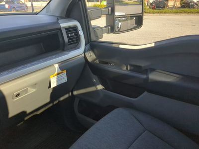 2024 Ford F-350SD - Photo 17