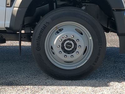 2026 Ford F-450SD - Photo 11