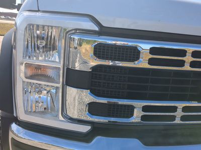 2026 Ford F-450SD - Photo 10