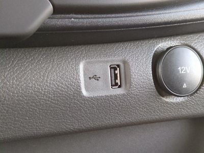 2026 Ford Transit-350 - Photo 21