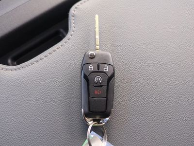 2026 Ford F-450SD - Photo 25