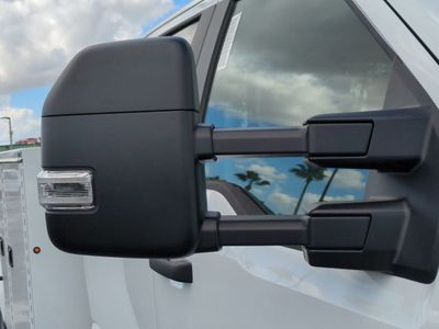 2026 Ford F-450SD - Photo 12