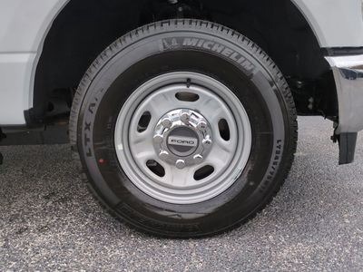 2026 Ford F-250SD - Photo 11