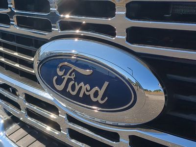 2026 Ford F-350SD - Photo 13