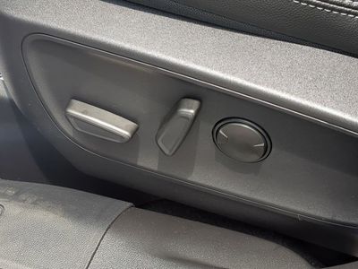 2025 Ford Escape Plug-In Hybrid - Photo 21