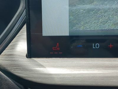 2025 Ford Escape Plug-In Hybrid - Photo 25