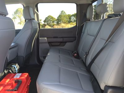 2026 Ford F-350SD - Photo 15