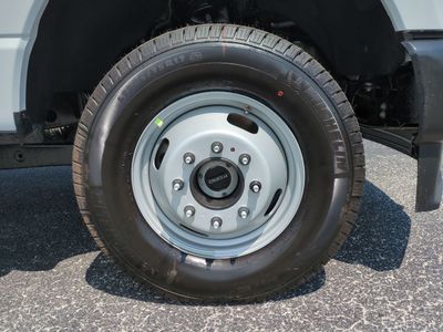 2026 Ford F-350SD - Photo 11
