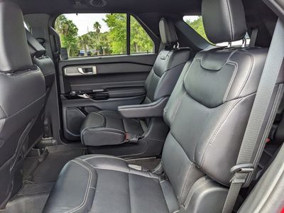 2023 Ford Explorer - Photo 17