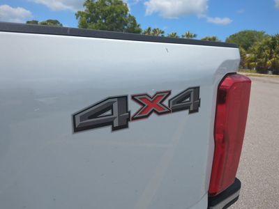 2025 Ford F-250SD - Photo 10