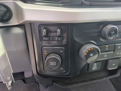 2025 Ford F-250SD - Photo 24