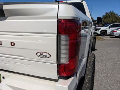 2019 Ford F-350SD - Photo 11