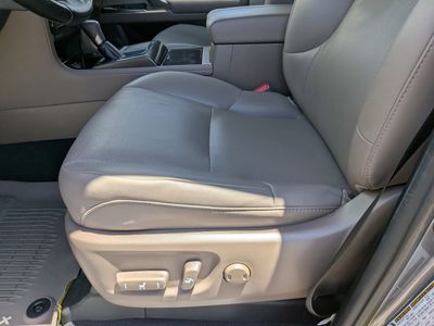 2023 Lexus GX - Photo 18
