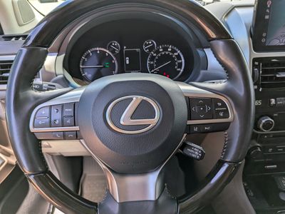 2023 Lexus GX - Photo 26