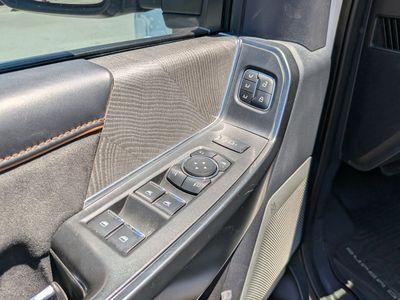 2024 Ford F-450SD - Photo 17