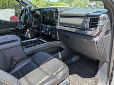 2024 Ford F-450SD - Photo 11