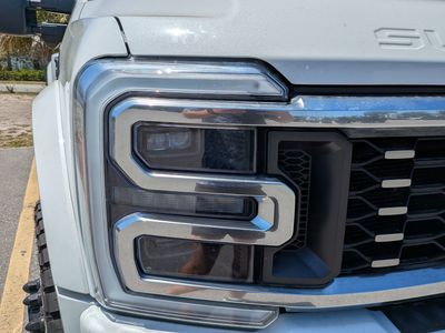 2024 Ford F-450SD - Photo 9