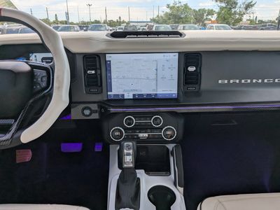 2024 Ford Bronco - Photo 13