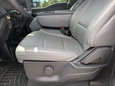 2025 Ford F-350SD - Photo 20